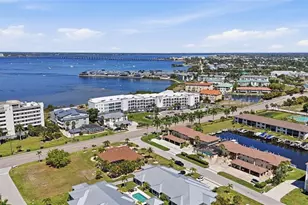 1425 Park Beach Cir, Punta Gorda, FL 33950 - Photo 38
