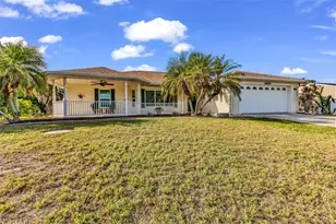 18939 Ayrshire Cir, Port Charlotte, FL 33948 - Photo 2