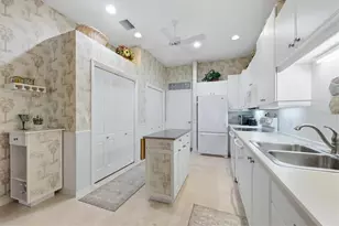 2023 Lynx Run, North Port, FL 34288 - Photo 6