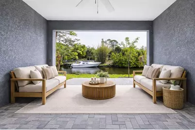 2090 Como Street, Port Charlotte, FL 33948 - Photo 4