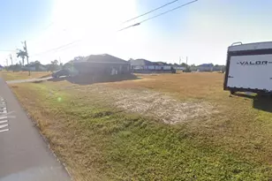 2458 NW 22nd St, Cape Coral, FL 33993 - Photo 4