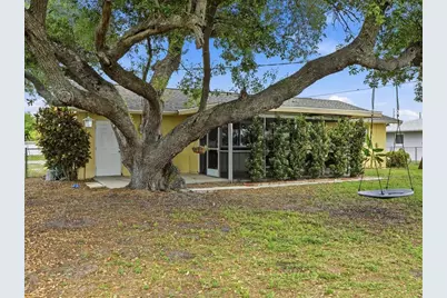 755 Hartford Drive NW, Port Charlotte, FL 33952 - Photo 22