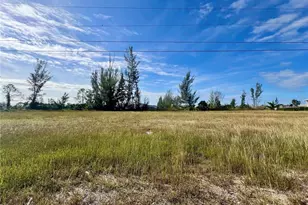 1408 NE 37th St, Cape Coral, FL 33909 - Photo 4