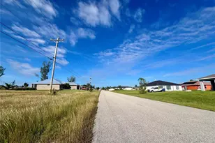 1408 NE 37th St, Cape Coral, FL 33909 - Photo 2