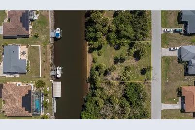 18546 Ashcroft Circle, Port Charlotte, FL 33948 - Photo 2