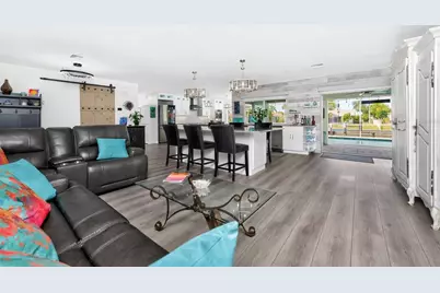 391 Via Esplanade, Punta Gorda, FL 33950 - Photo 4