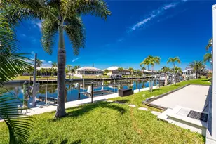 391 Via Esplanade, Punta Gorda, FL 33950 - Photo 32