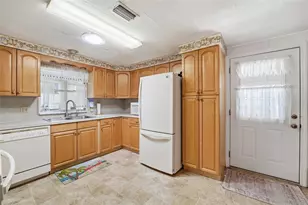 212 Martinique Rd, North Port, FL 34287 - Photo 16