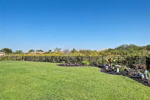 12202 Moore Ct, Port Charlotte, FL 33981 - Photo 8