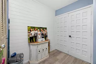 117 Bedford Dr NE, Port Charlotte, FL 33952 - Photo 2