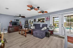 117 Bedford Dr NE, Port Charlotte, FL 33952 - Photo 10