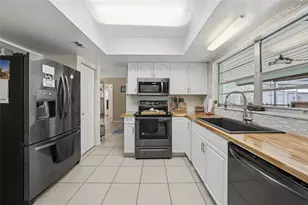 15223 Chamberlain Blvd, Port Charlotte, FL 33953 - Photo 14