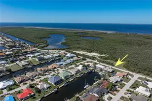 308 Colony Point Dr, Punta Gorda, FL 33950 - Photo 4