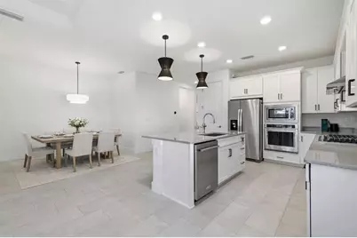 18516 Dayspring Place, Venice, FL 34293 - Photo 10