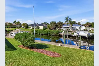 18350 Van Nuys Circle, Port Charlotte, FL 33948 - Photo 34