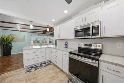 554 Parkwood Avenue, North Port, FL 34287 - Photo 6