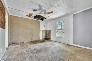 1425 Hickory Ave, Punta Gorda, FL 33950 - Photo 12