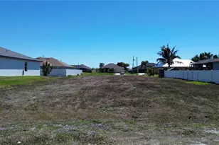 114 NW 10th St, Cape Coral, FL 33993 - Photo 2