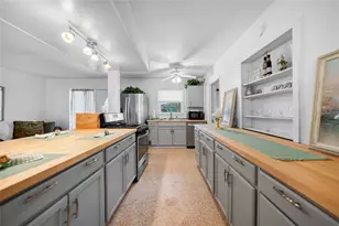 21249 Higgs Dr, Port Charlotte, FL 33952 - Photo 12