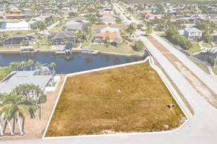 2503 SW 41st St, Cape Coral, FL 33914 - Photo 2