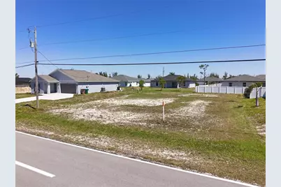 3605 W Gator Circle, Cape Coral, FL 33909 - Photo 4