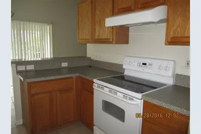 463 Winwood Court, Port Charlotte, FL 33954 - Photo 4