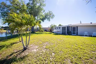 209 Deerfield Ave NE, Port Charlotte, FL 33952 - Photo 38