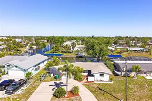 209 Deerfield Ave NE, Port Charlotte, FL 33952 - Photo 6