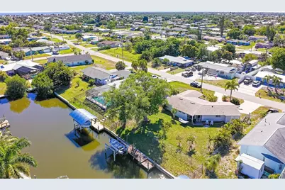 209 Deerfield Avenue NE, Port Charlotte, FL 33952 - Photo 46