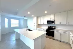 17625 Opal Sand Dr, Venice, FL 34293 - Photo 2