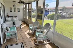 806 SE 46th St, Cape Coral, FL 33904 - Photo 2