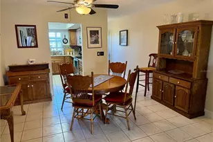 806 SE 46th St, Cape Coral, FL 33904 - Photo 4