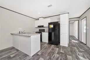 7400 Beckley St, Port Charlotte, FL 33981 - Photo 4