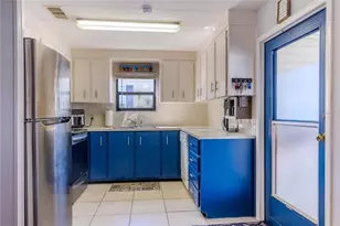 2100 Kings Hwy Crescent, Port Charlotte, FL 33980 - Photo 8