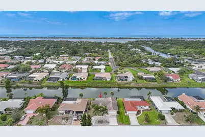 76 Windsor Drive, Englewood, FL 34223 - Photo 2