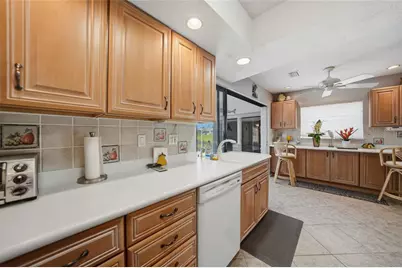 76 Windsor Drive, Englewood, FL 34223 - Photo 8