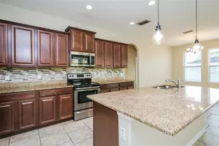 3223 Olivia Breeze Dr, Kissimmee, FL 34746 - Photo 6