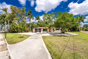 312 McGregor St, Punta Gorda, FL 33950 - Photo 4