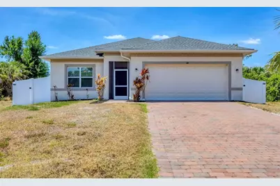 118 Boxwood Lane, Rotonda West, FL 33947 - Photo 4