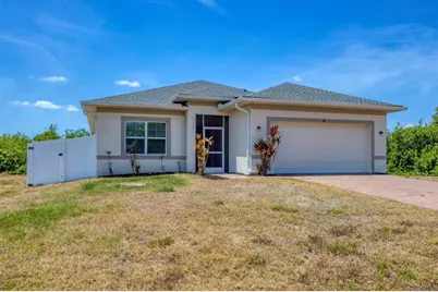 118 Boxwood Lane, Rotonda West, FL 33947 - Photo 2