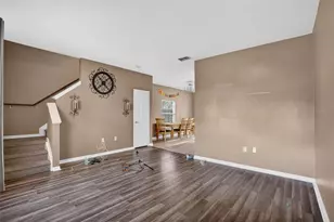 7714 Plantation Cir, Bradenton, FL 34201 - Photo 2