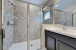 653 Campo Ln, Davenport, FL 33837 - Photo 18