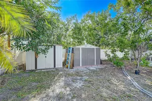 1678 Country Club Pkwy, Lehigh Acres, FL 33936 - Photo 32