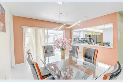 1678 Country Club Parkway, Lehigh Acres, FL 33936 - Photo 10