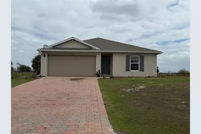 513 Ella Jean Pi, Banyan Village, Labelle, FL 33935 - Photo 1