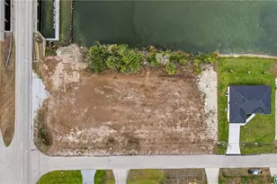 1525 NW 17th St, Cape Coral, FL 33993 - Photo 1