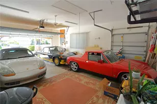 13029 SW Kingsway Cir, Lake Suzy, FL 34269 - Photo 42