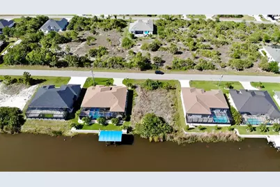 15376 Hennipen Circle, Port Charlotte, FL 33981 - Photo 4