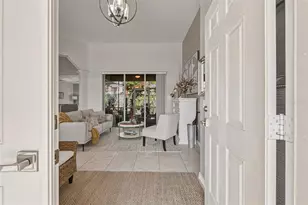 3131 Hercules Rd, Venice, FL 34293 - Photo 6