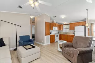 8320 Riverside Dr, Punta Gorda, FL 33982 - Photo 6